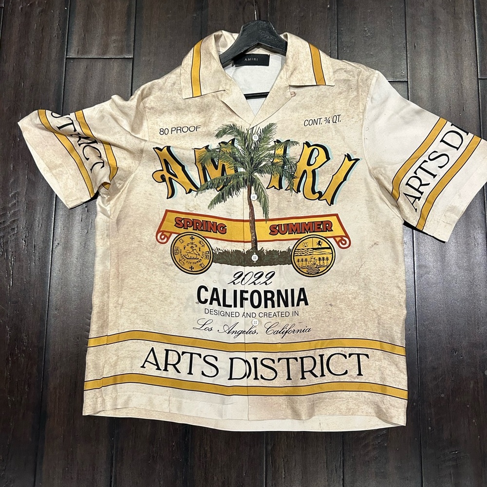 Amiri
Silk shirt
Size medium
Very good condition
Multicolour, Silk